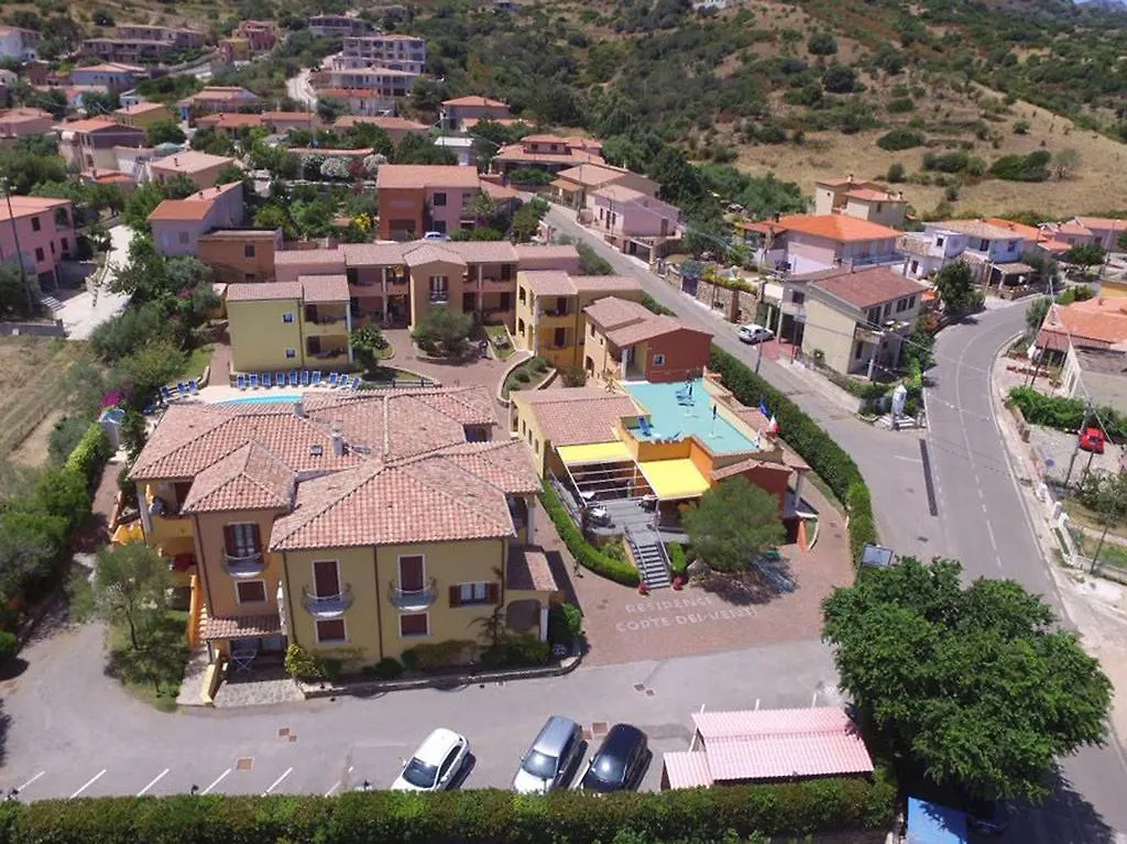 Residence Corte Dei Venti Budoni 3*,