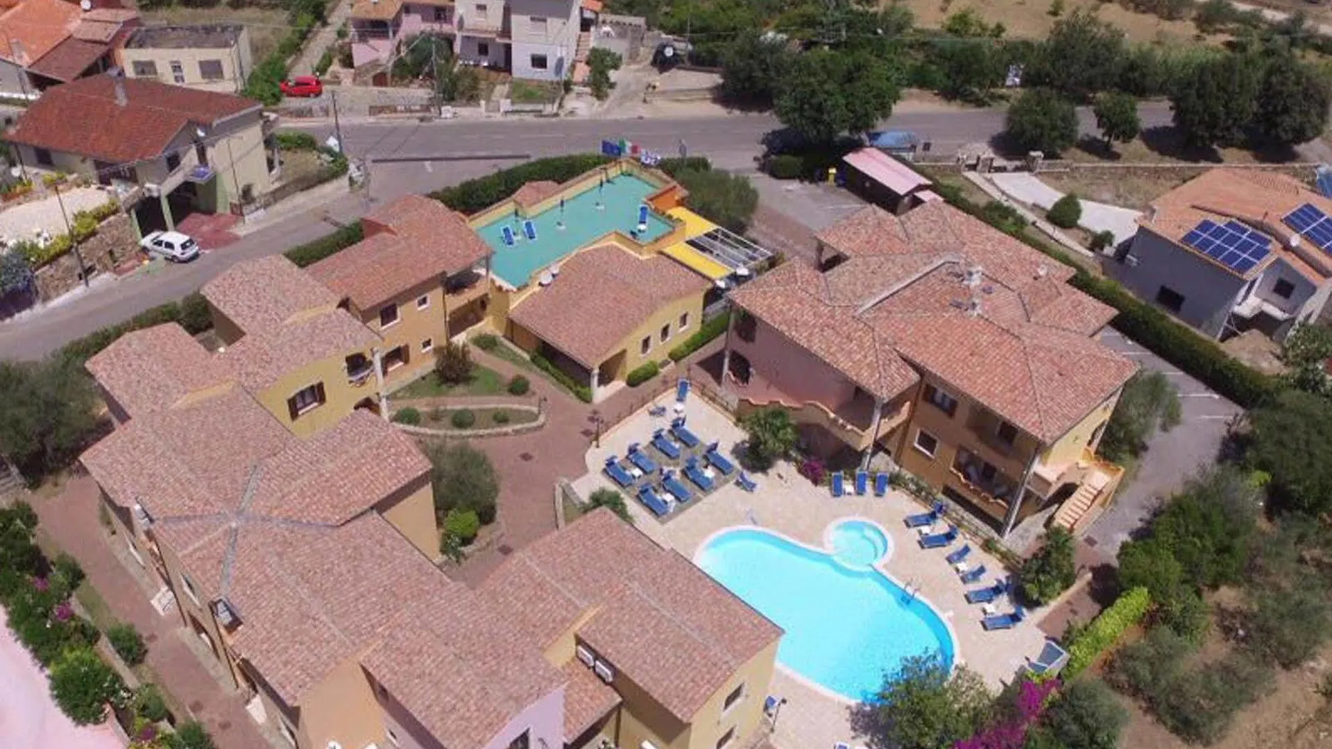 Residence Corte Dei Venti Budoni 3*,