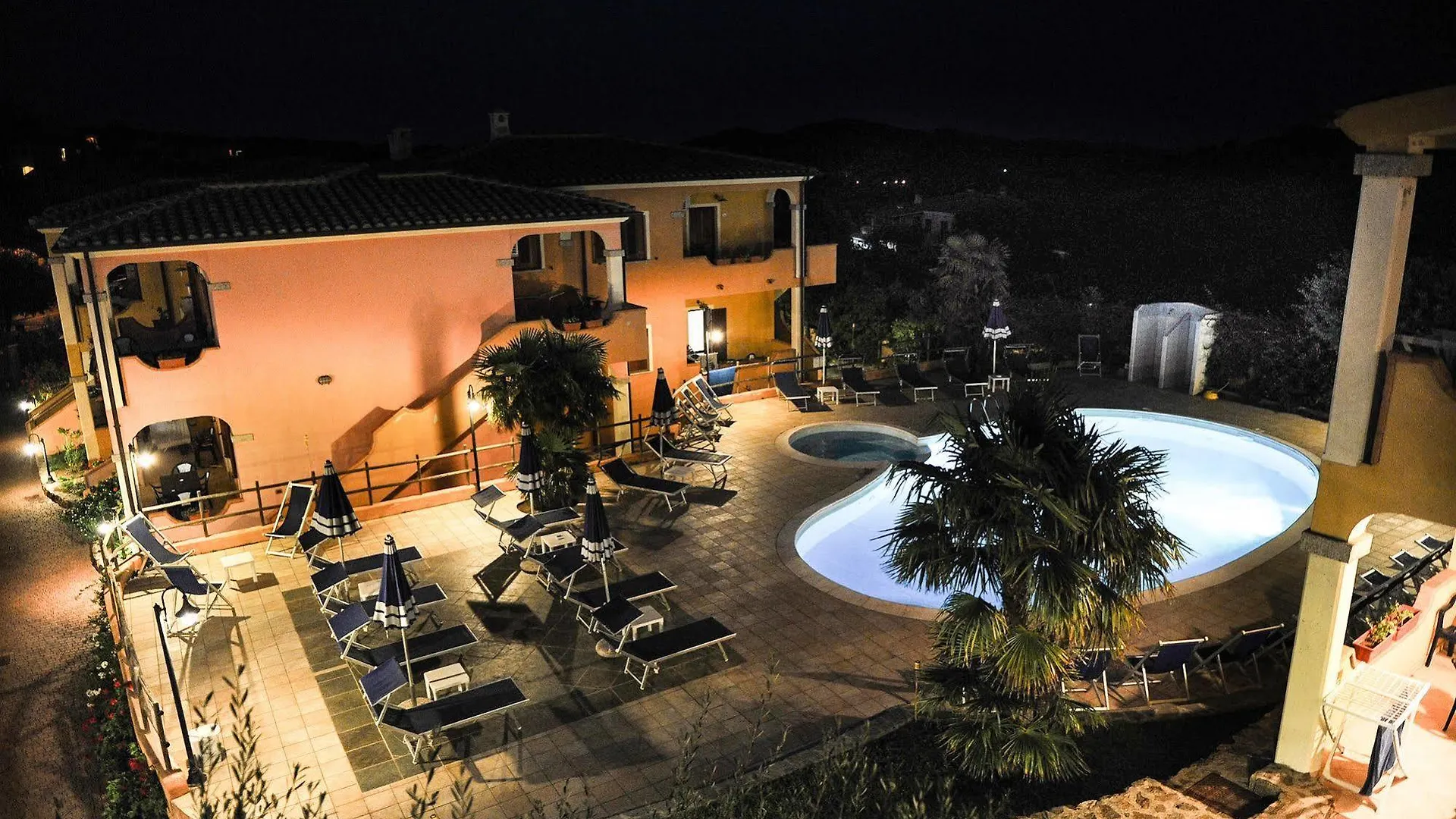 Residence Corte Dei Venti Budoni